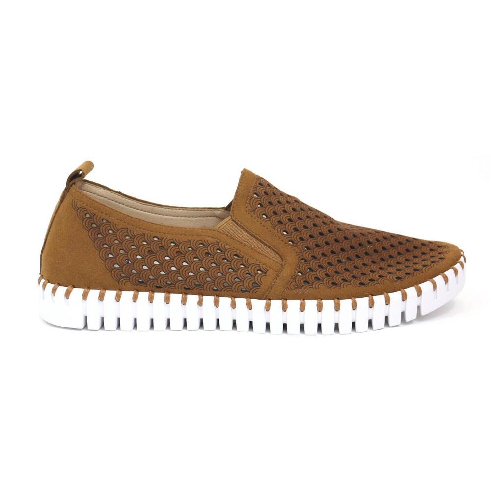 NEW ILSE JACOBSEN men's tulip slip ons in cashew